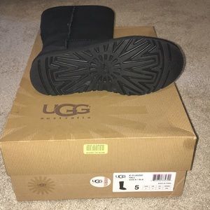 Ugg Black Classic Tall kids Size 5